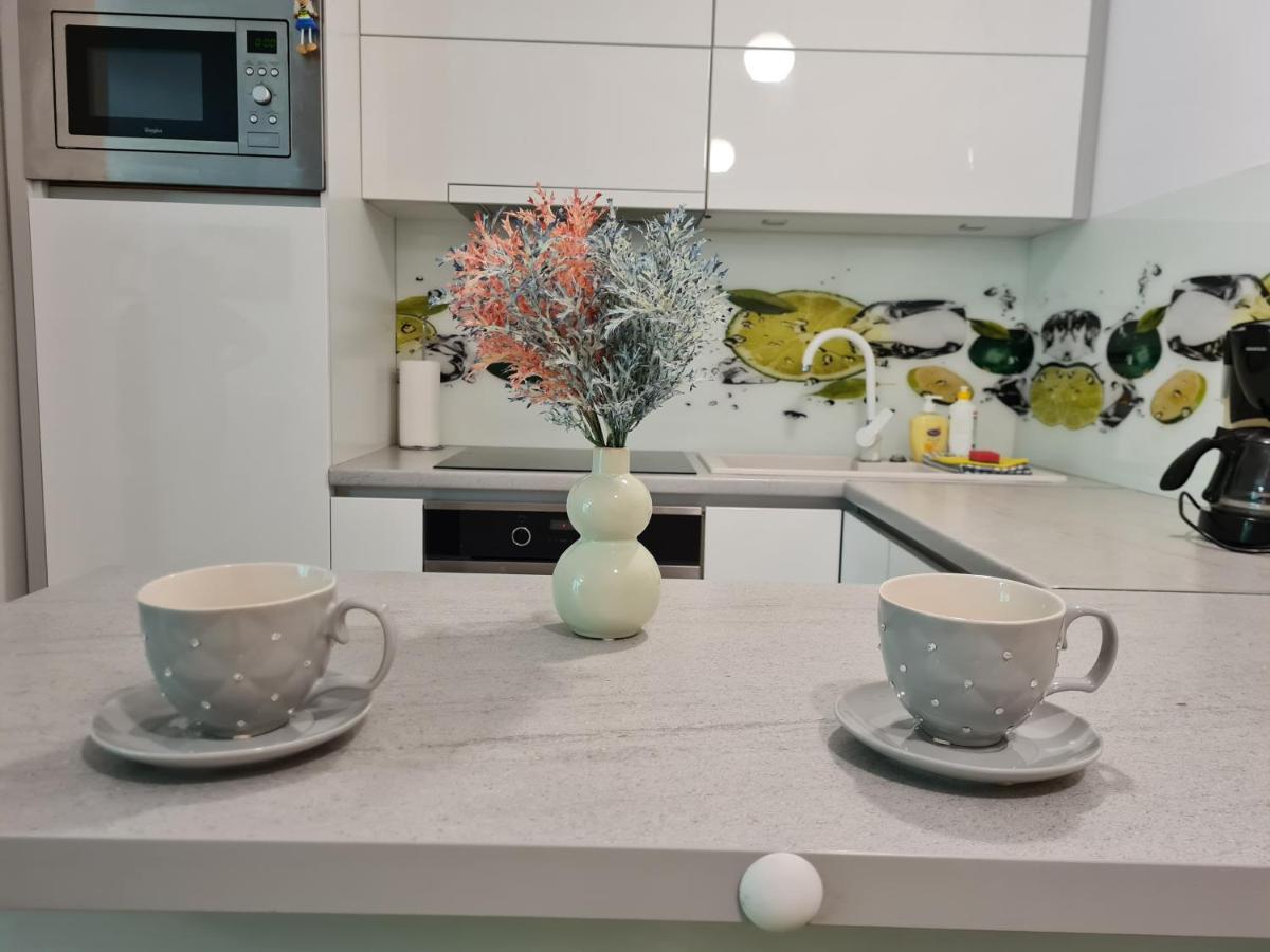 Apartamentyprzymorzu Apartament Z Basenem I Bawialnia Kolobrzeg Ngoại thất bức ảnh